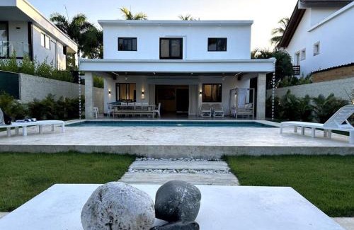 Portillo Villa | Luxury Villa with kitchen and housekeeping services, private pool, beach in an exclusive Residential area