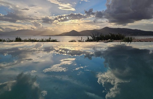Paleros Villa | Luxury villa with large terrace, lounge area, pool, jacuzzi + magnificent sea view.