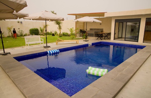 Vogan Villa | Luxury villa with pool - 10 minutes from the beach!