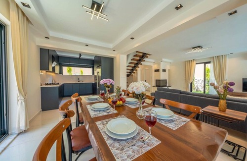 Fethiye Villa | Luxury villa with private pool & garden overseeing stunning picturesque mountain