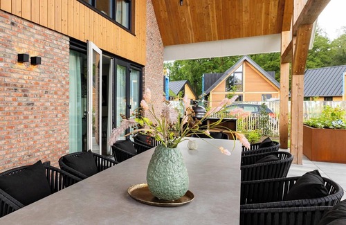 Wekerom House | Luxury villa with private pool, sauna and 5 en-suites – a true wellness escape for 8.