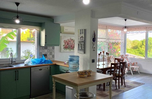 Ildır Koyu Villa | Luxury Villa with Private Pool Walking Distance to Beach Near Alaçatı, Sea View