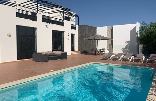 Conil Villa | Luxury villa with private heated pool, WIFI, views of the sea and volcanoes