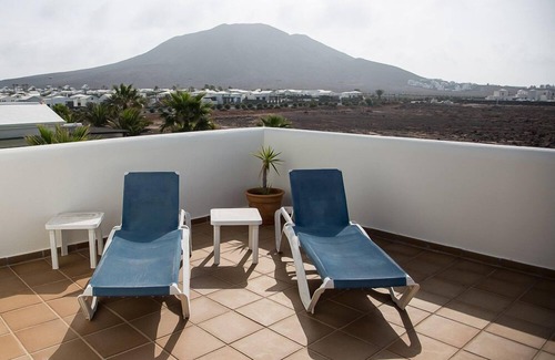 Montana Roja Villa | Luxury Villa with Private Heated Pool, WiFi and Wonderful Sea and Mountain Views