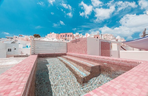 Emporio Villa | Luxury Villa with Rooftop Pool and Hammam