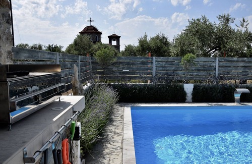 Skala Rachoniou Villa | Luxury villa with sea views and unique designs