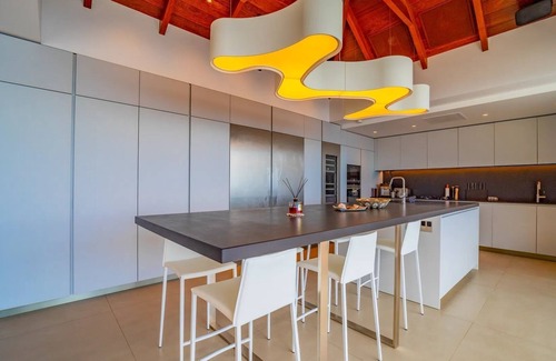 Corossol Villa | Luxury Villa With Terrace and Pools