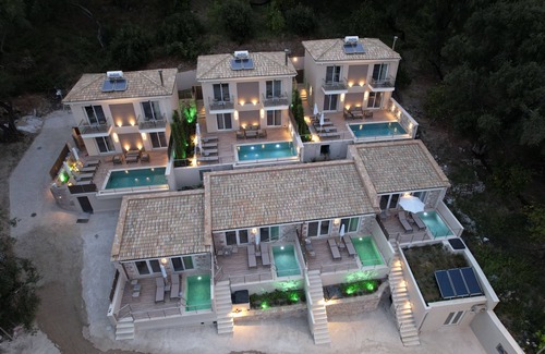 Anthousa Villa | Luxury villas w/private pool for every villa . 5 min from parga and valtos beach