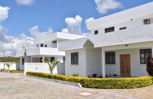 Pereybere Villa | Luxury villas with Private swimming pool - Brighthelm villas, Pereybere