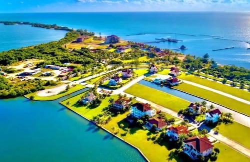 Sittee Point Villa | Luxury Waterfront Home + RESORT ACCESS! No sargassum!