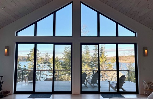 Spruce Head House | Luxury waterfront property with pier - wonderful views and sunsets n