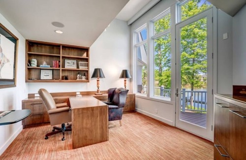 Annapolis House | Luxury Waterfront Annapolis home with your very own Private Beach & Dock
