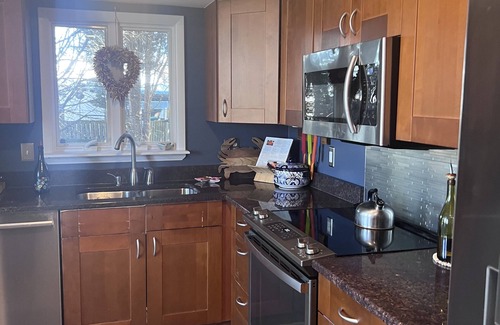 Atlantis House | Luxury Waterfront with Big Views 10 min from Downtown Annapolis