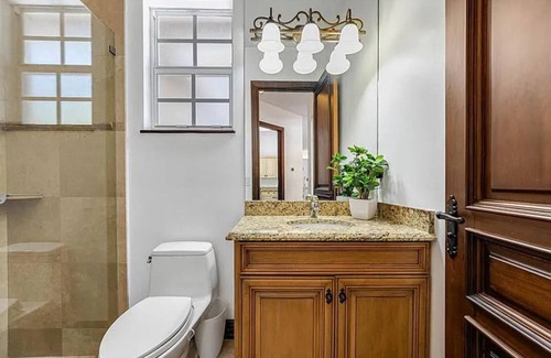 Wellington House | Luxury Wellington Mansion 5K SqFt near WEF & POLO