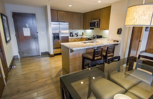 Avon Condo | Luxury Westin Resort and Spa Ski-in/out, sleeps 8, Mountain Views