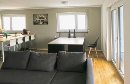 Erlenbach Apartment | Luxury Wohnung mit 3 Schlafzimmer V2