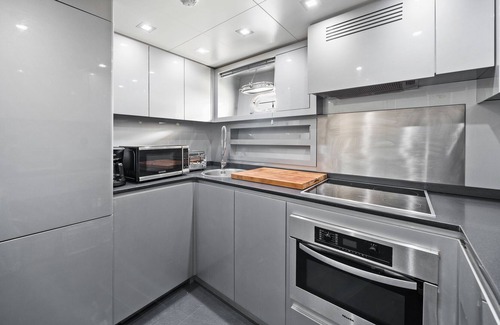 Downtown Wilmington Boat Rental | Luxury Yacht in Perfect Location - One of a Kind!