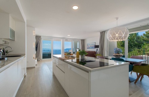 Moca Apartment | LuxuryAptInVilla Opal SharedPool HotTub Sea View