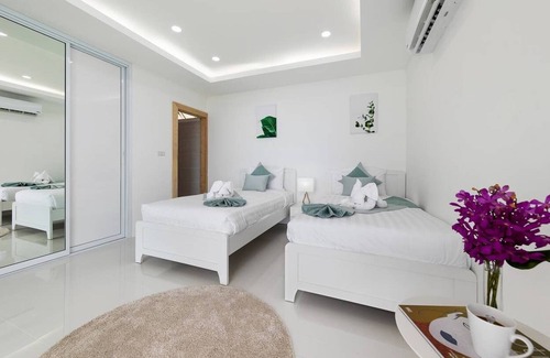 Chaweng City Center Villa | Luxus & Stylish Villa "Blue May" Chaweng Noi