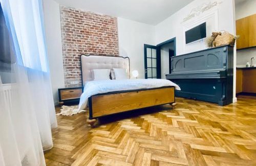 Lviv City Center Apartment | LvApart 1 вул Ковжуна Центр не далеко від ж д вокзалу Звітні документи