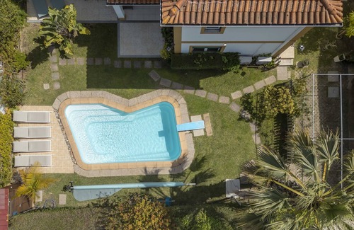 Aldeia do Meco Villa | LVPremier LA1- heated pool, Jacuzzi, AC, garden