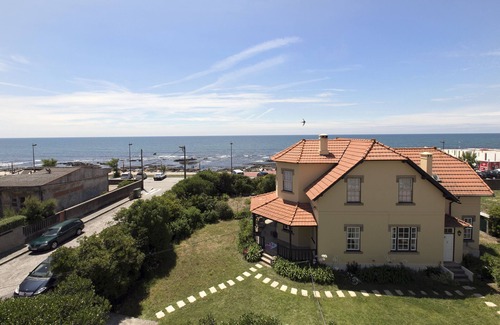 Praia Da Granja Villa | LVPremier GR1- Seafront Villa, Heated Pool, Spa, Garden, Fireplace, Central Heat