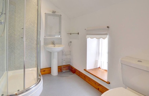 Saint Clears House | Lych Gate Cottage in Carmarthen