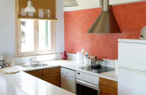 Lygia Villa | Lygia Villa Sleeps 6 Pool Air Con WiFi