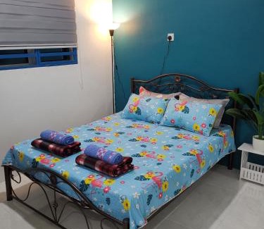 Bota House | LYNN HOMESTAY SERI ISKANDAR