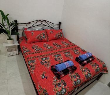 Bota House | LYNN HOMESTAY SERI ISKANDAR