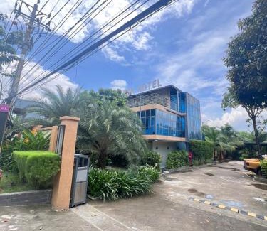 Tan Uyen Town House | LYSA RiverSide Tân Uyên Hotel