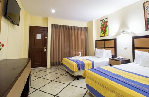 Merida Municipality Hotel | Mérida Centro Retreat w/Outdoor Pool, Garden Views & Walkable Cultural Hotspots