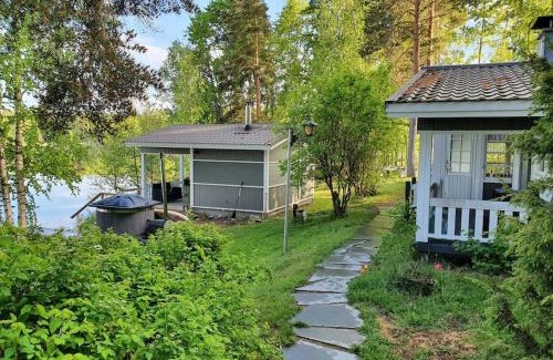 Taipalsaari Apartment | Mökki ja rantasauna Saimaan rannalla