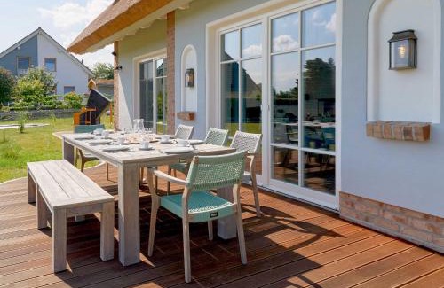 Middelhagen House | Mönchguter Reethus mit Wasserblick, Kamin, Sauna