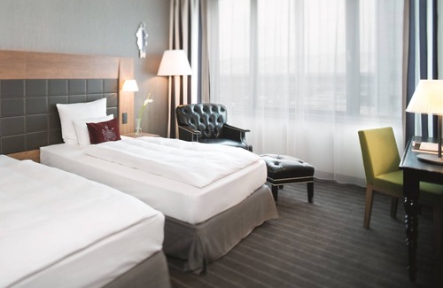 Stuttgart Hotel | Mövenpick Hotel Stuttgart Airport