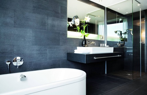 Stuttgart Hotel | Mövenpick Hotel Stuttgart Airport