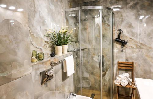 Jelenia Gora Apartment | M&D apartamenty w Karkonoszach 2 sypialnie, salon z aneksem, balkon, widok na góry