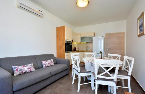 Podstrana Apartment | m & m