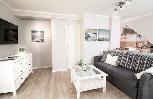 Groemitz Apartment | M1 - Apartmenthaus Marienburger Str 4 - Feriendomizil Hollich