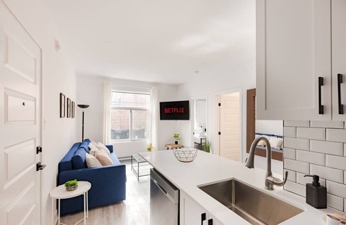 Mile End Apartment | M11 | Le Mile End - Comfy 2BDR in MTL-2E