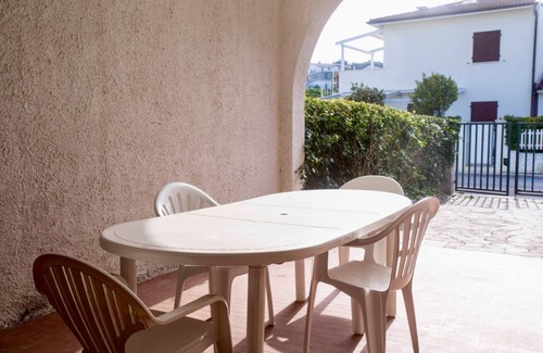 Marcelli Apartment | M220 - Marcelli, villa with porch 100m from the sea