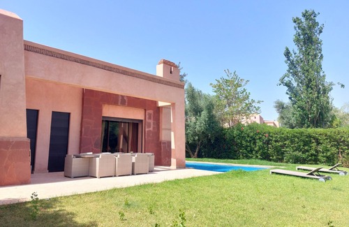 Oulad Hassoune Villa | Fantastic villa with pool, 20 min from downtown