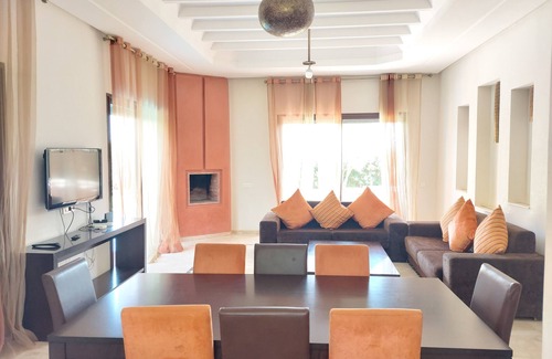 Oulad Hassoune Villa | Fantastic villa with pool, 20 min from downtown