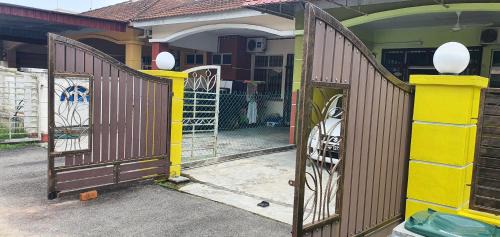 Kota Tinggi Apartment | Ma Maison Homestay Taman Daiman Jaya Kota Tinggi