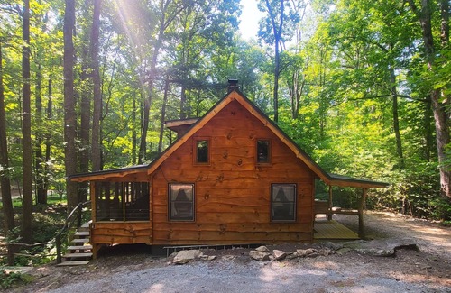 Saluda Cabin | Ma & Pa's cabin at Cabin Fever in NC!