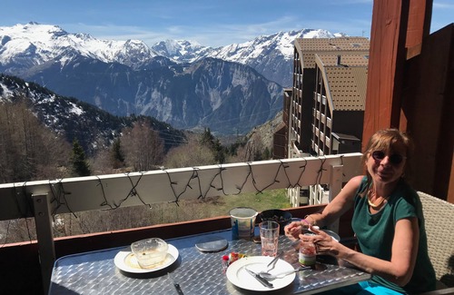 Eclose-Ouest Apartment | ⛷Ma toute belle pépite, Pied des pistes, Piscine&Sauna, golf, résidence 4*