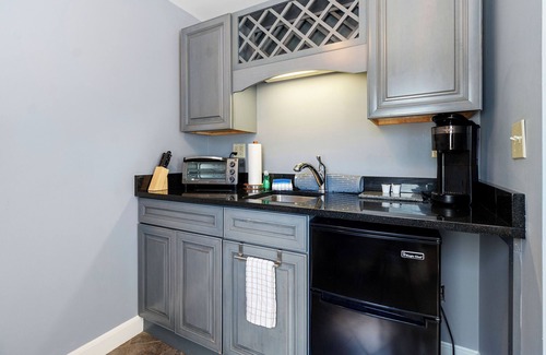 Edgecomb Condo | Mabel's Maine Studio on the River
