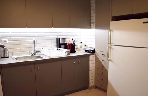 Agios Dimitrios Apartment | Mac & Ntina luxury apartment