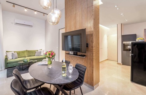 Nachlaot Apartment | Machane Yehuda 1 - One Bedroom Apartment, Sleeps 4