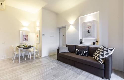 Zona Farini Apartment | Maciachini Bright Apartment R&R